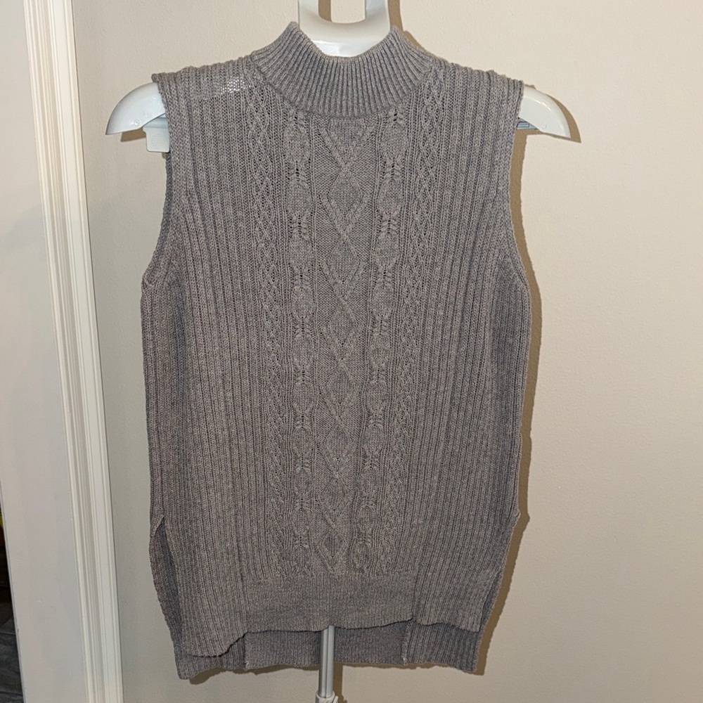 Anthropologie Michael Stars Gray Sleeveless Turtleneck Sweater